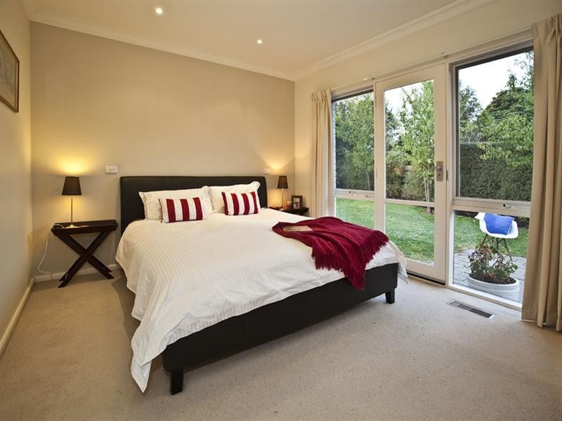 2 Morocco Court, Glen Waverley VIC 3150