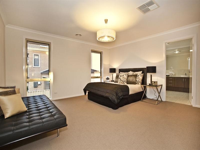 30 Olinda Street, Glen Waverley VIC 3150