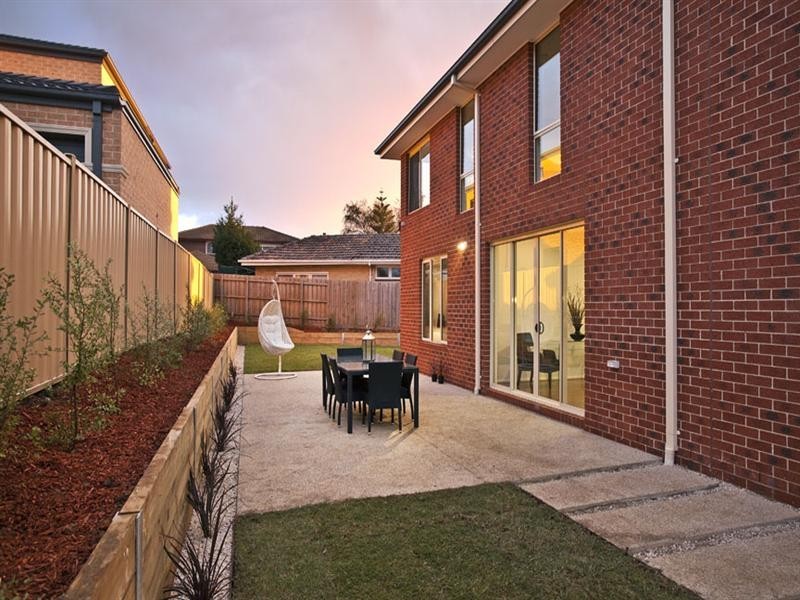 30 Olinda Street, Glen Waverley VIC 3150