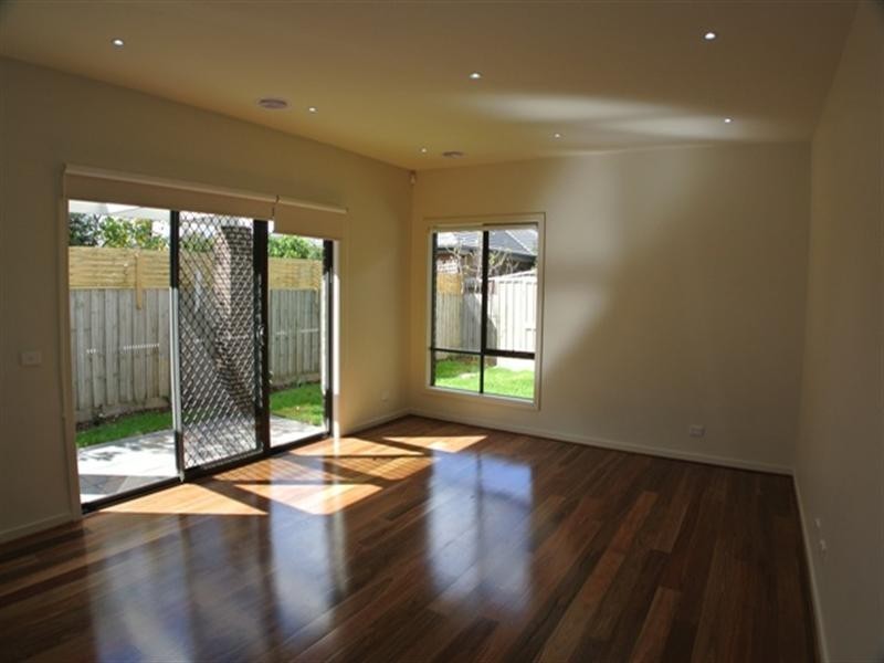 2/78 Marianne Way, Mount Waverley VIC 3149