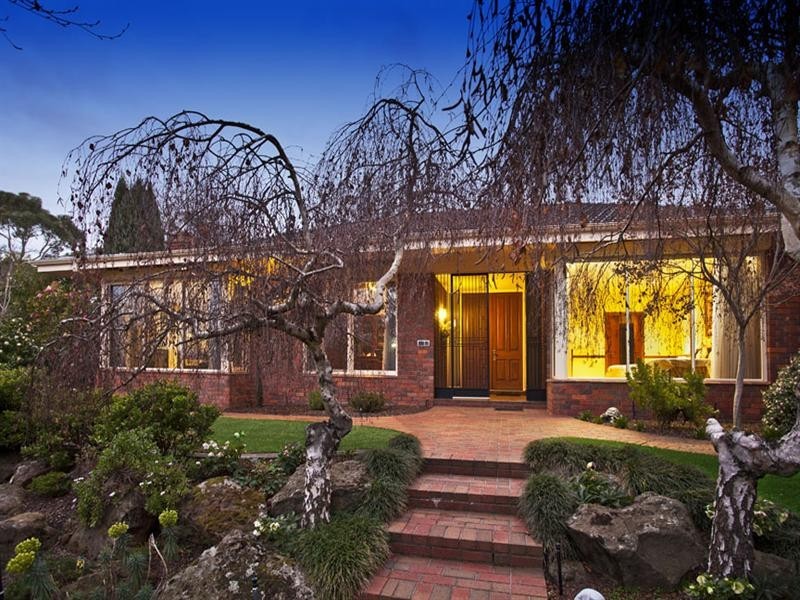 84 Sunnybrook Drive, Wheelers Hill VIC 3150