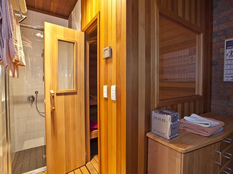 84 Sunnybrook Drive, Wheelers Hill VIC 3150