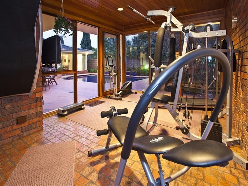 84 Sunnybrook Drive, Wheelers Hill VIC 3150