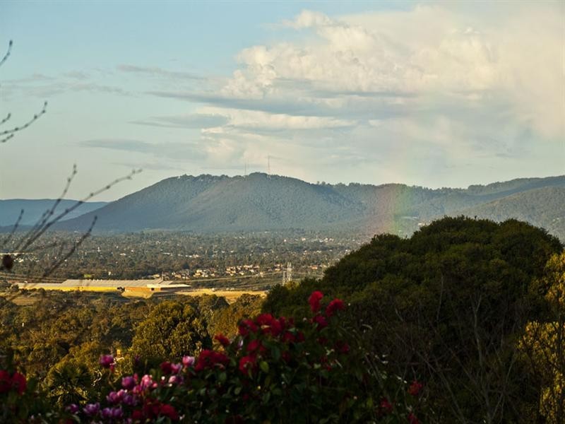 84 Sunnybrook Drive, Wheelers Hill VIC 3150