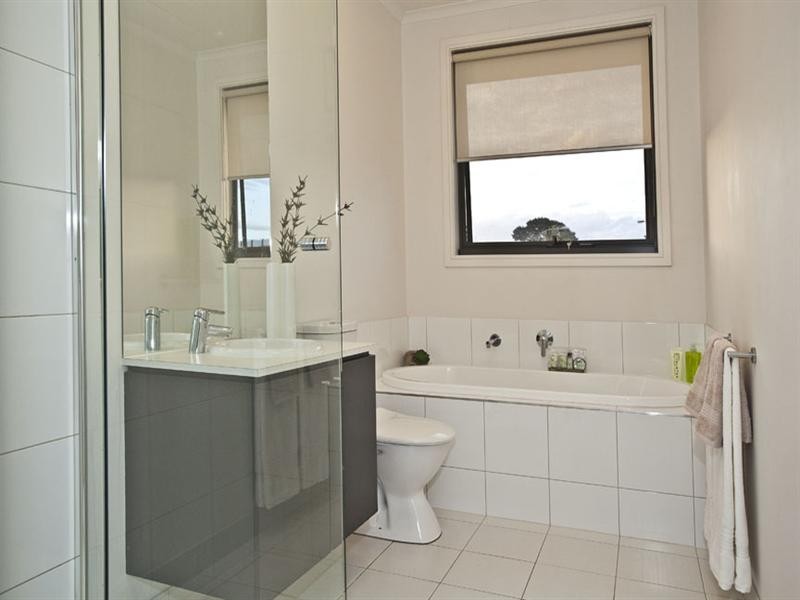 90 Stadium Circuit, Mulgrave VIC 3170