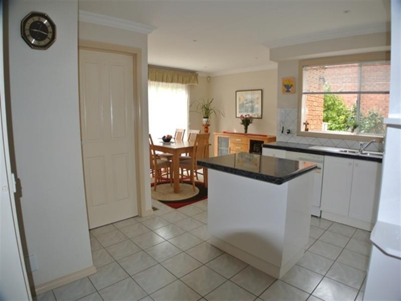 3 Dorrington Drive, Mount Waverley VIC 3149