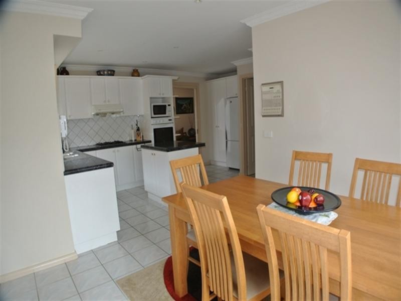 3 Dorrington Drive, Mount Waverley VIC 3149