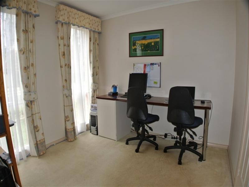 3 Dorrington Drive, Mount Waverley VIC 3149