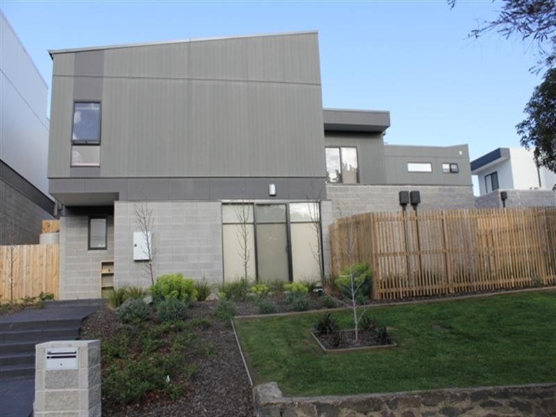 51 Winbirra Parade, Ashwood VIC 3147