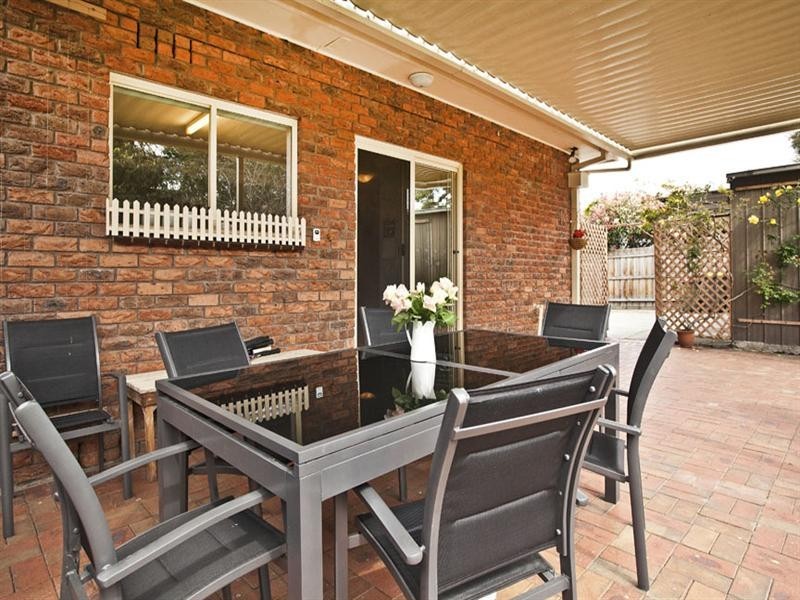 15 Hillside Road, Mount Waverley VIC 3149