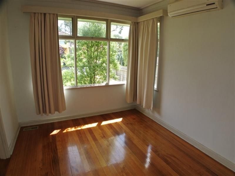 20 Blue Hills Avenue, Mount Waverley VIC 3149