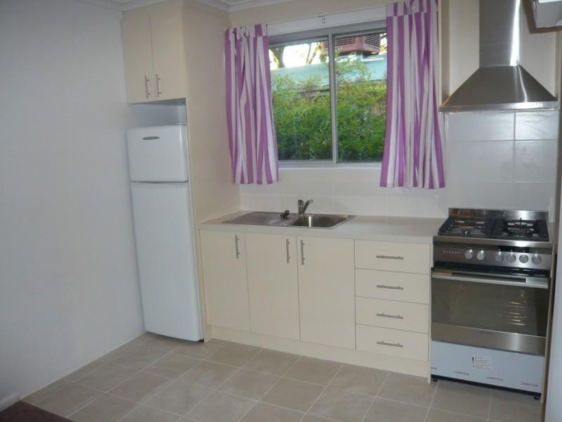 2/10 Westerfield Drive, Notting Hill VIC 3168