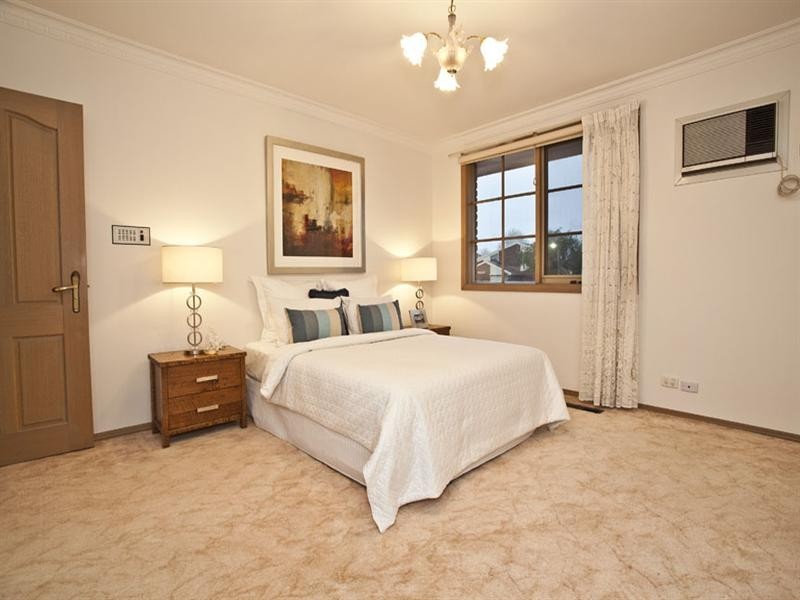 16 Gibbon Avenue, Vermont South VIC 3133