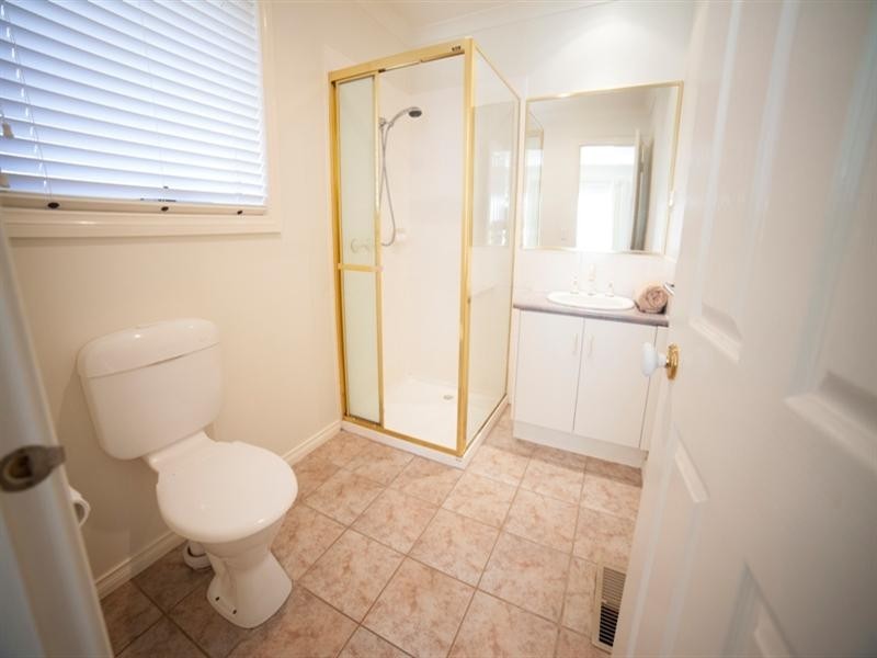 12A Winbirra Parade, Ashwood VIC 3147