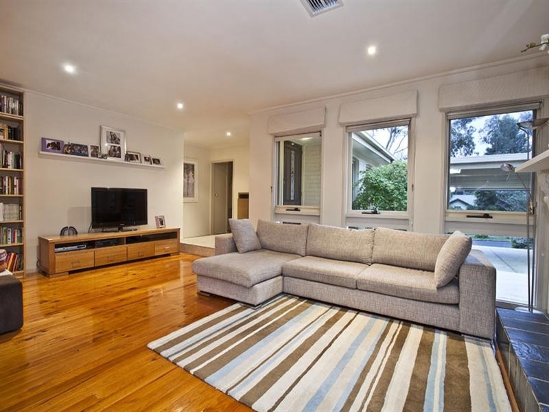 11 Stanley Road, Vermont South VIC 3133