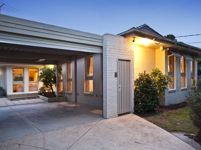 11 Stanley Road, Vermont South VIC 3133