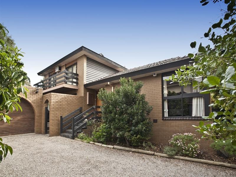 10 Newton Grove, Glen Waverley VIC 3150