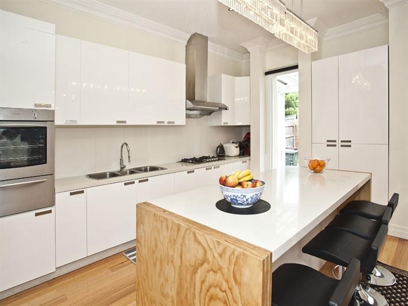 64 Price Avenue, Mount Waverley VIC 3149