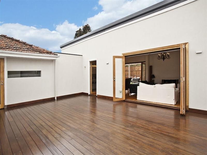 64 Price Avenue, Mount Waverley VIC 3149