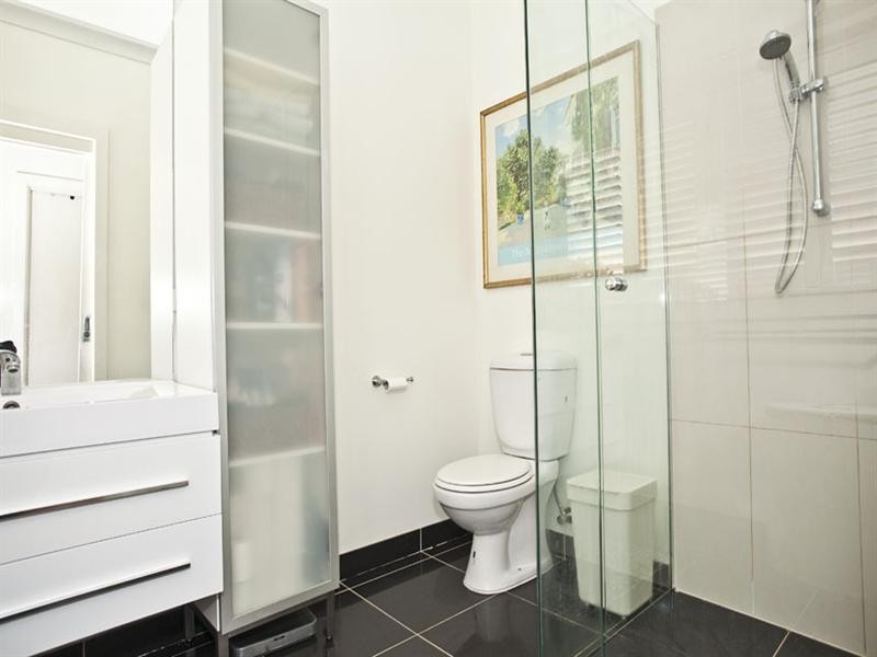 64 Price Avenue, Mount Waverley VIC 3149