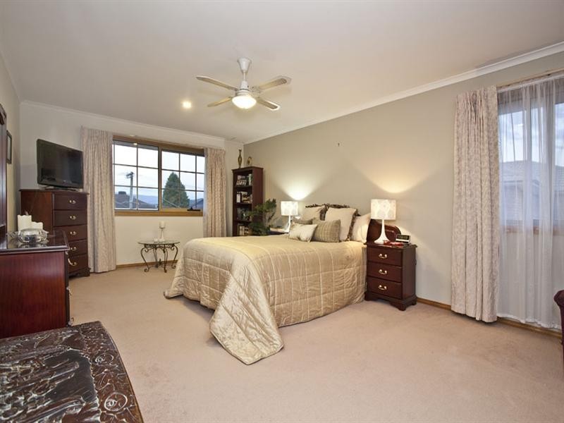 47 Mckeon Circuit, Dandenong North VIC 3175