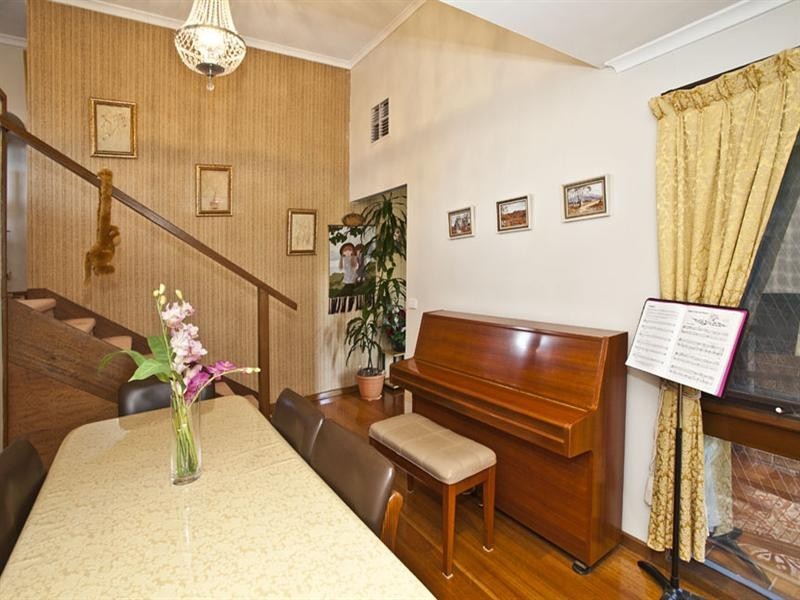 6 Kawana Crescent, Glen Waverley VIC 3150