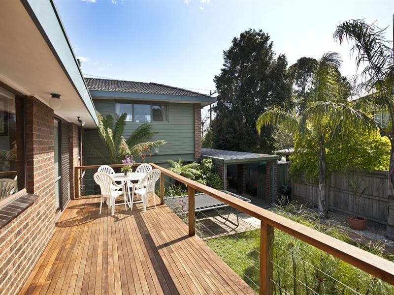 6 Kawana Crescent, Glen Waverley VIC 3150