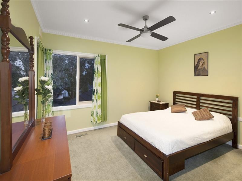 23 Darbyshire Road, Mount Waverley VIC 3149