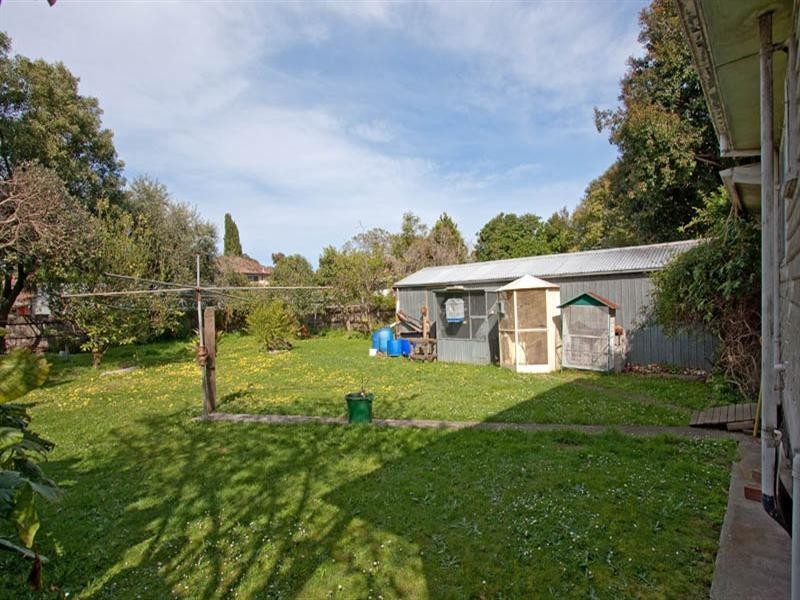 8 Ada Street, Glen Waverley VIC 3150