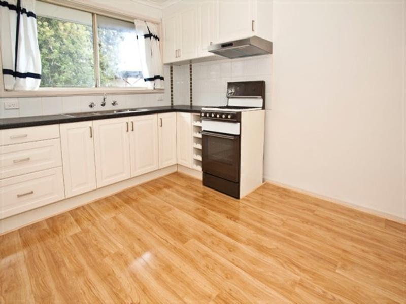 2/33 Milton Avenue, Clayton VIC 3168