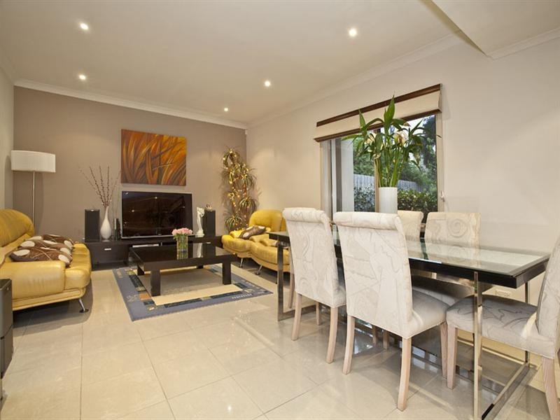 1/733 Waverley Road, Glen Waverley VIC 3150