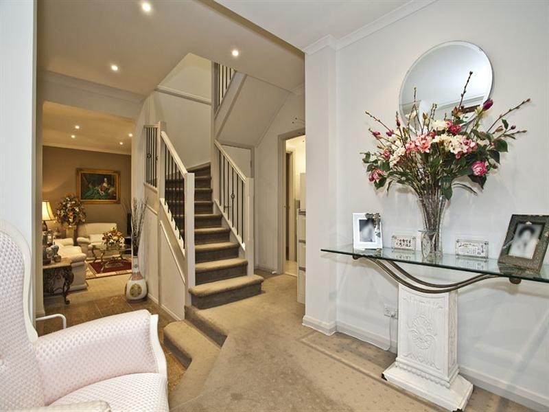 1/733 Waverley Road, Glen Waverley VIC 3150