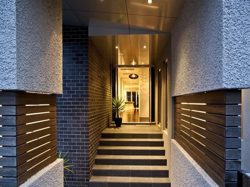 136 Haverbrack Drive, Mulgrave VIC 3170