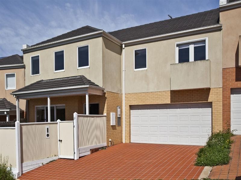 11 Marshall Way, Glen Waverley VIC 3150