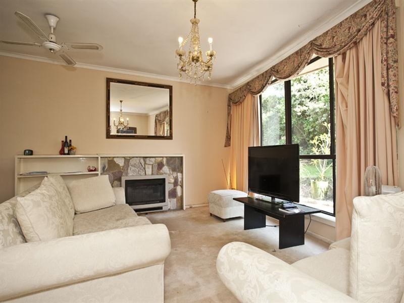 24 Park Road, Mount Waverley VIC 3149