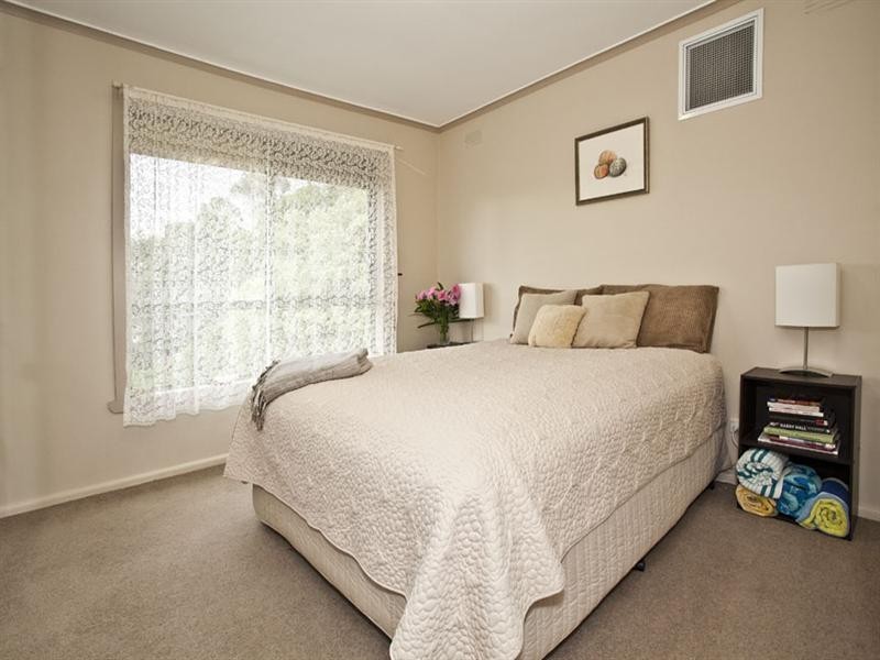 62 Headingley Road, Mount Waverley VIC 3149
