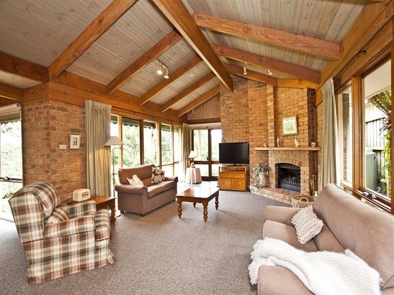 7 Huskey Court, Vermont South VIC 3133