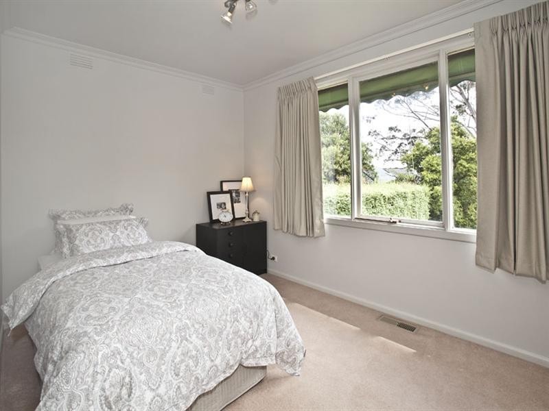 7 Huskey Court, Vermont South VIC 3133