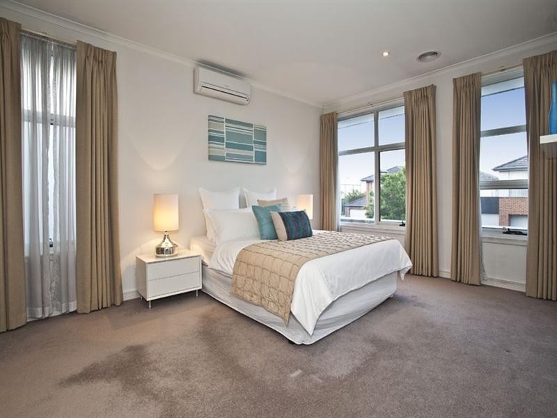 2 Malone Grove, Mulgrave VIC 3170