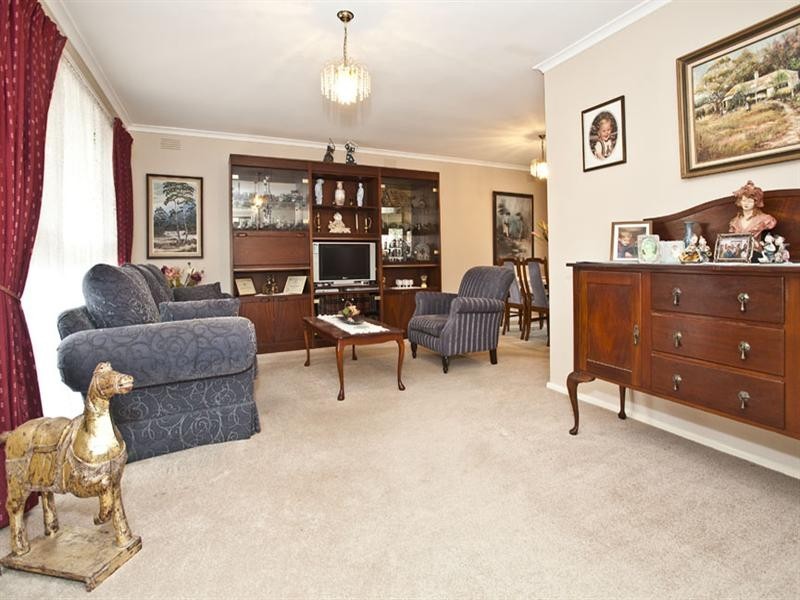 18 Gyton Avenue, Glen Waverley VIC 3150