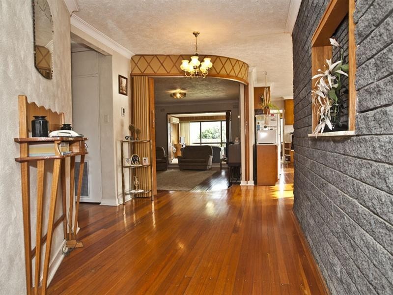 3 Redfern Crescent, Mulgrave VIC 3170