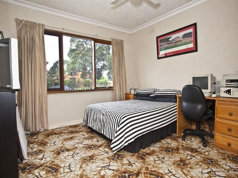 3 Redfern Crescent, Mulgrave VIC 3170