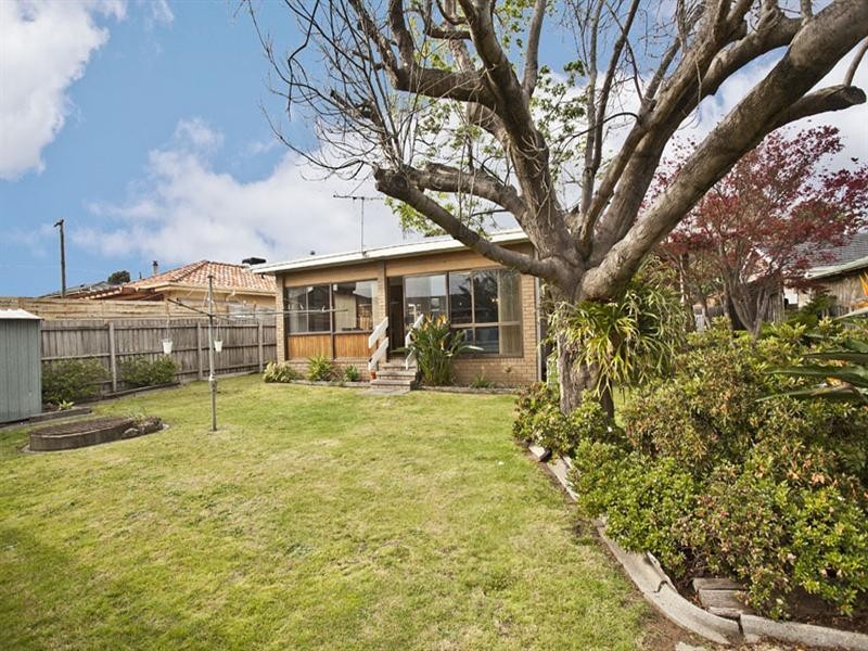 3 Redfern Crescent, Mulgrave VIC 3170