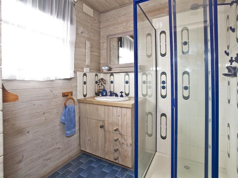 14 Rob Roy Street, Glen Waverley VIC 3150