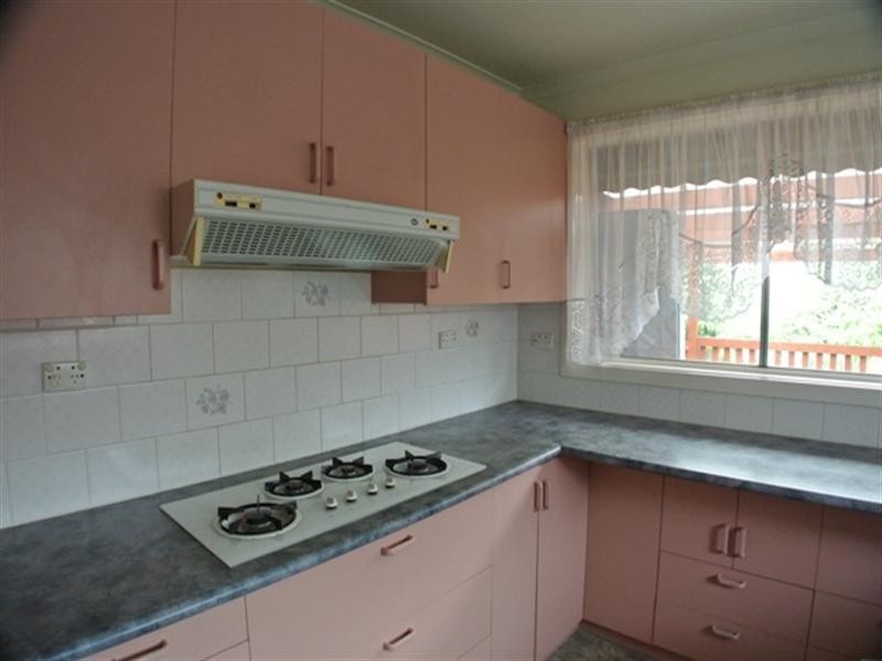 48 Tiverton Drive, Mulgrave VIC 3170
