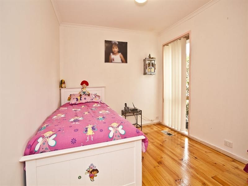 2/175 Mahoneys Road, Forest Hill VIC 3131