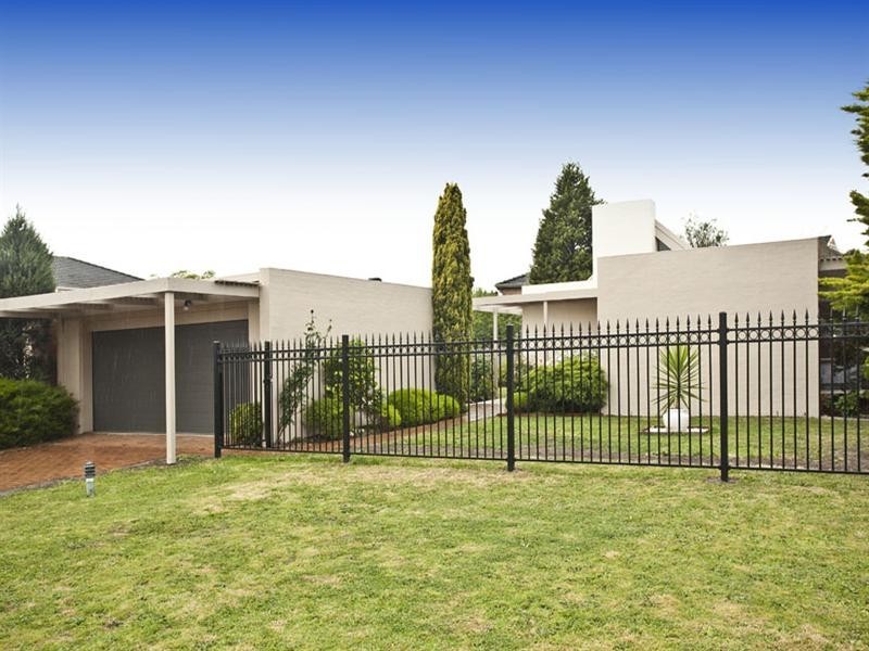 12 Lemair Avenue, Glen Waverley VIC 3150