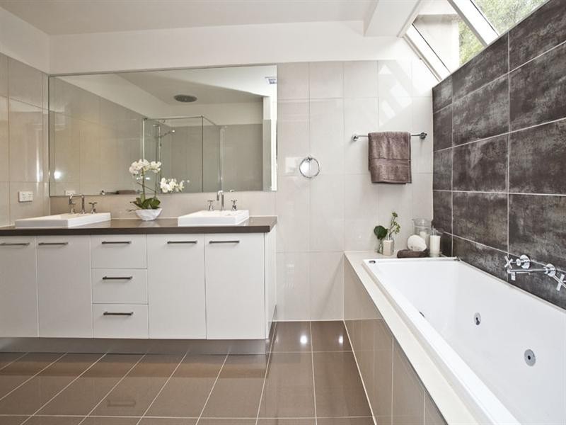 12 Lemair Avenue, Glen Waverley VIC 3150