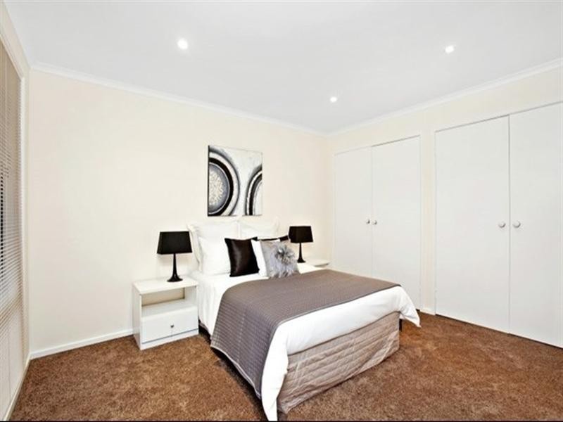 2/23 Mandowie Road, Glen Waverley VIC 3150