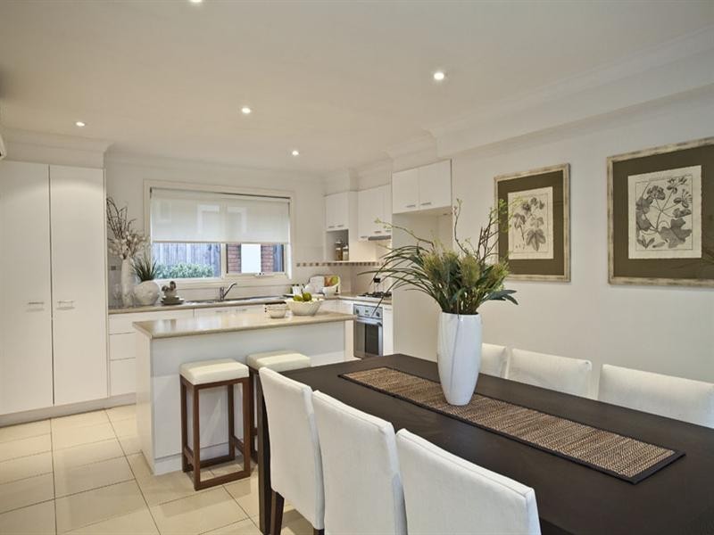 1/17 Lincoln Avenue, Glen Waverley VIC 3150